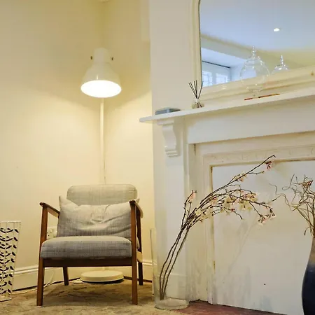 Διαμέρισμα Spacious Boutique Clifton King Size Bed